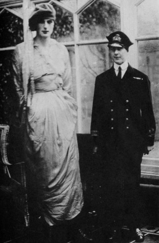 john-russell-in-drag