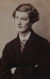 Hannah_Cullwick_portrait_in_man