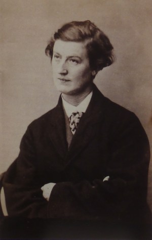 Hannah_Cullwick_portrait_in_man